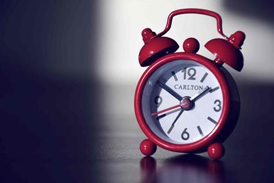 Alarm clock signifying the time of tolerance break